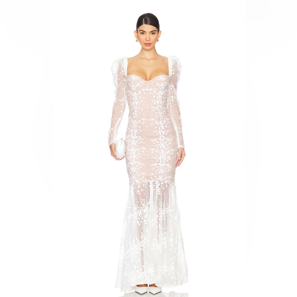 Bronx and Banco White Bridal Gown